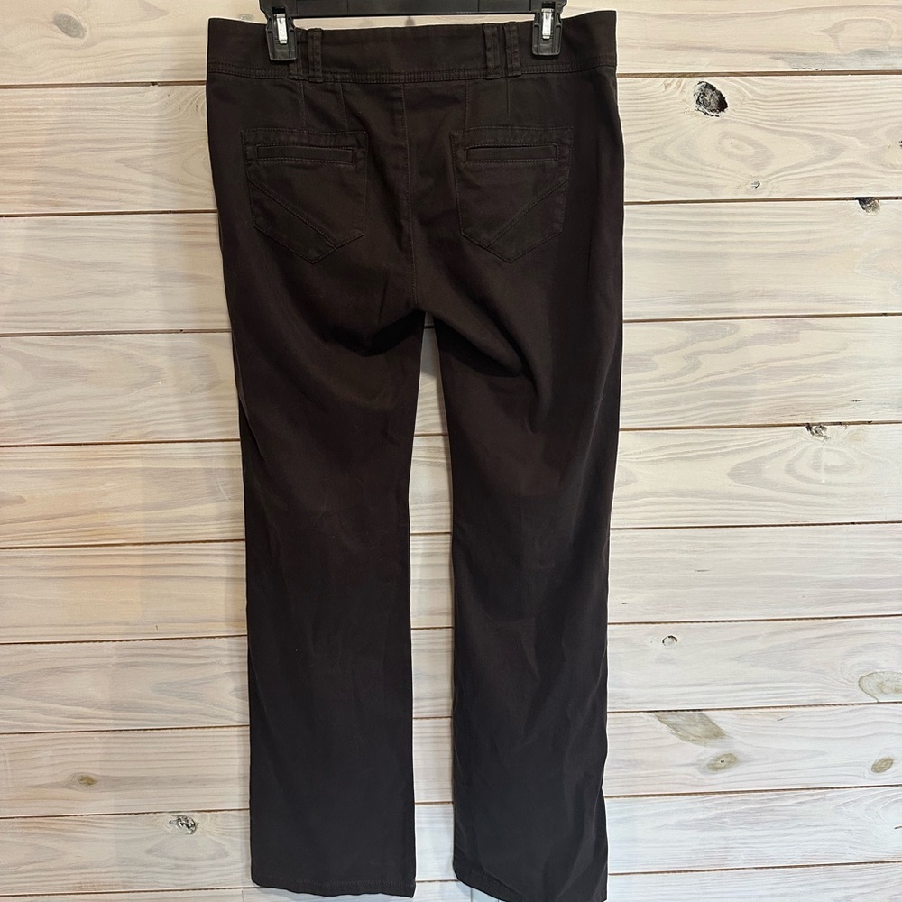 Brown Daughters of the Liberation Straight Leg Jeans with Timeless Appeal - Picture 2 of 6